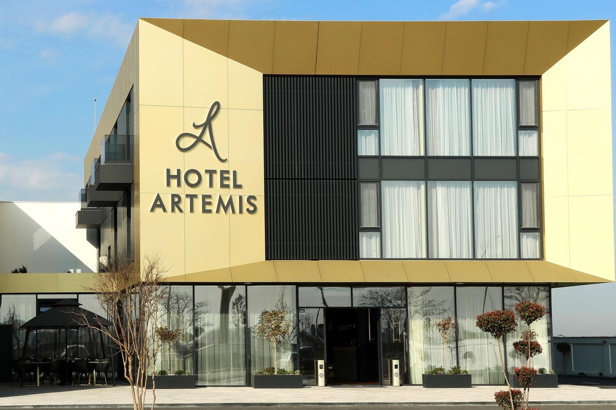 Hotel Artemis Oradea Dış mekan fotoğraf