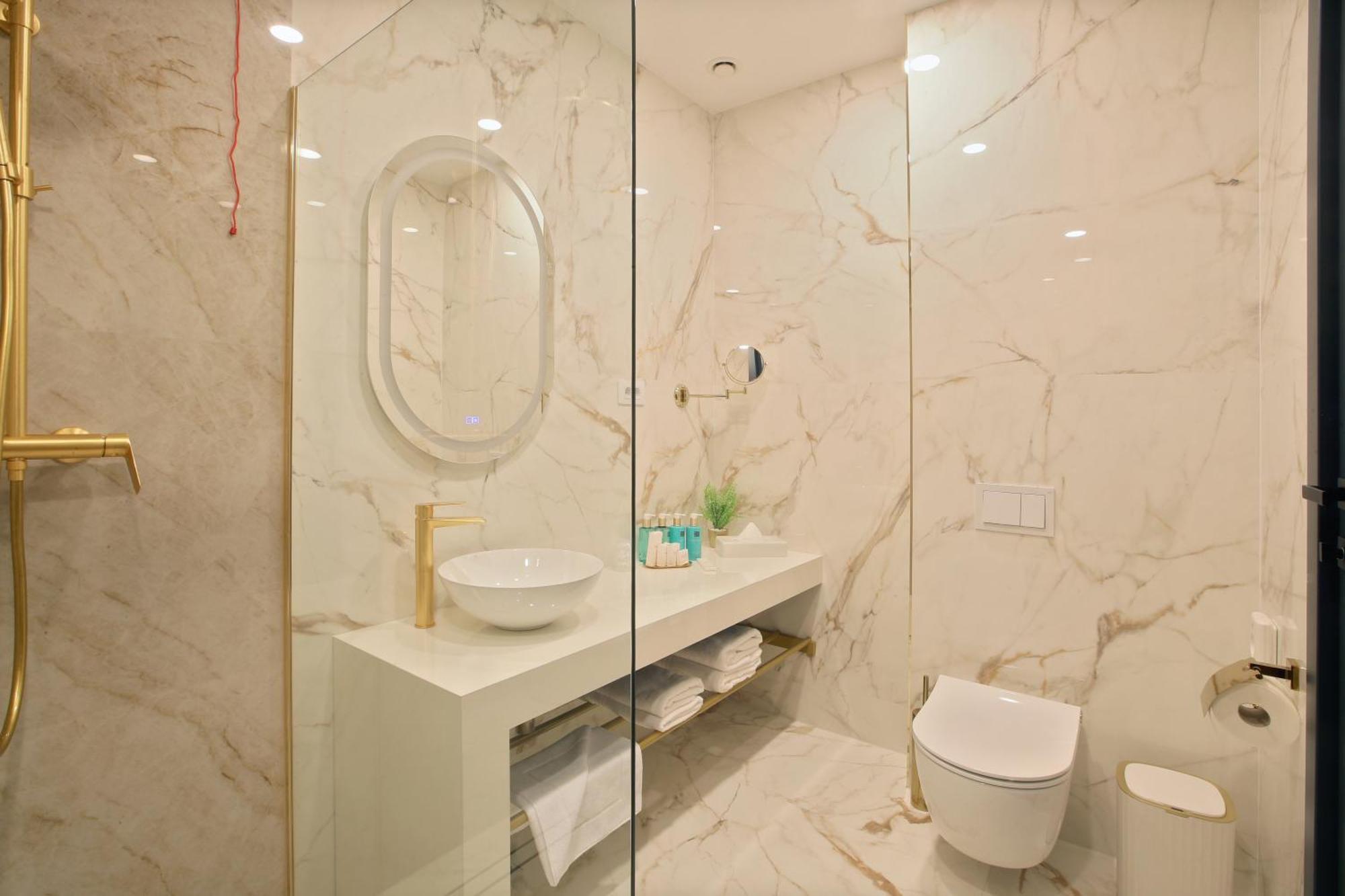 Hotel Artemis Oradea Dış mekan fotoğraf