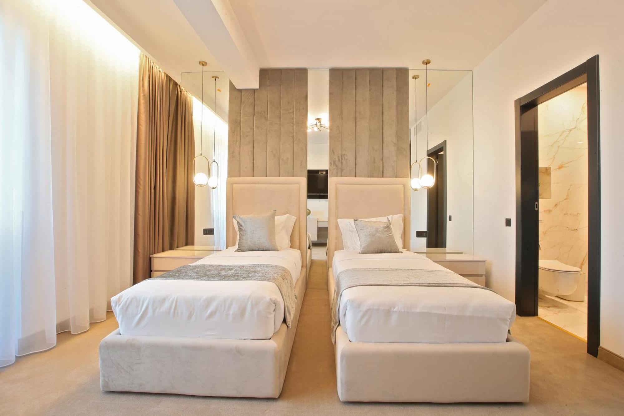 Hotel Artemis Oradea Dış mekan fotoğraf